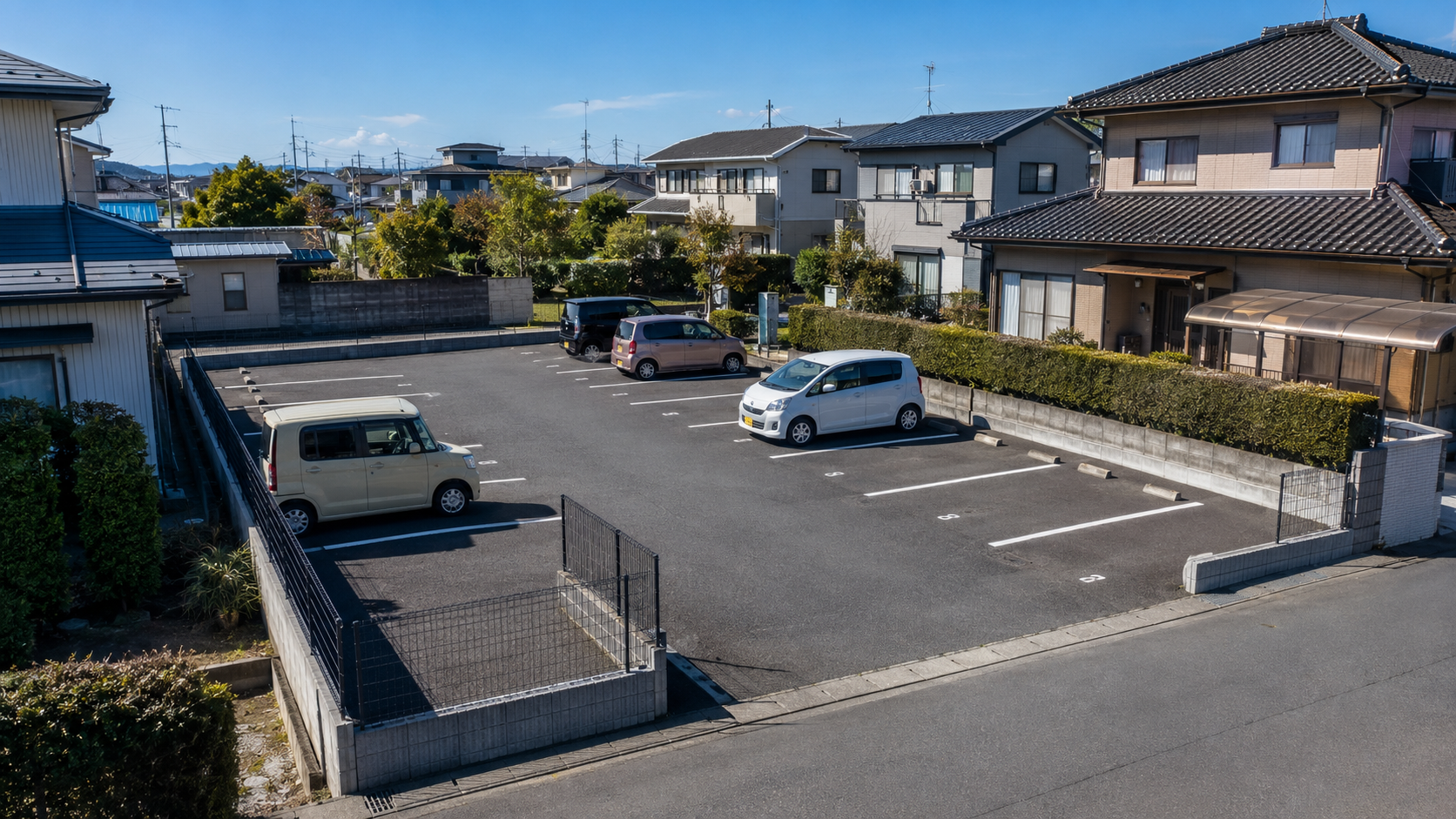 土地の固定資産税が高い…そのままでいい？駐車場経営で負担を見直す方法